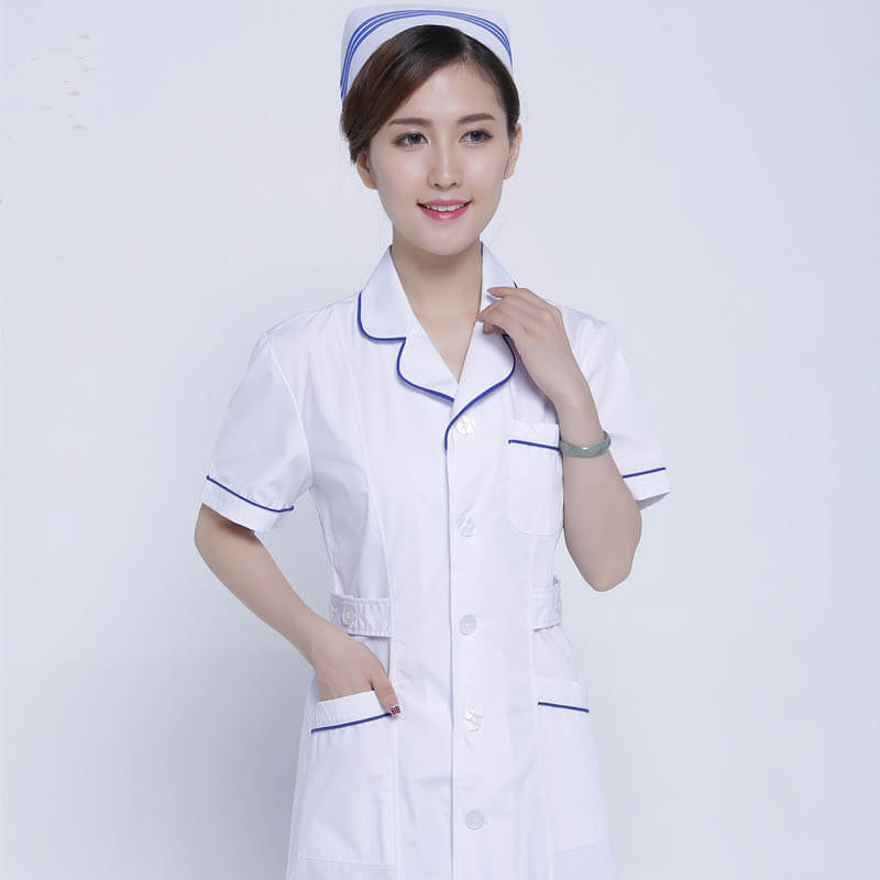 Những bí mật đằng sau chiếc áo điều dưỡng blouse trắng