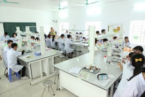 Chương trình đào tạo chuyên sâu về thực hành mang nhiều thuận lợi cho sinh viên Chương trình đào tạo chuyên sâu về thực hành mang nhiều thuận lợi cho sinh viên